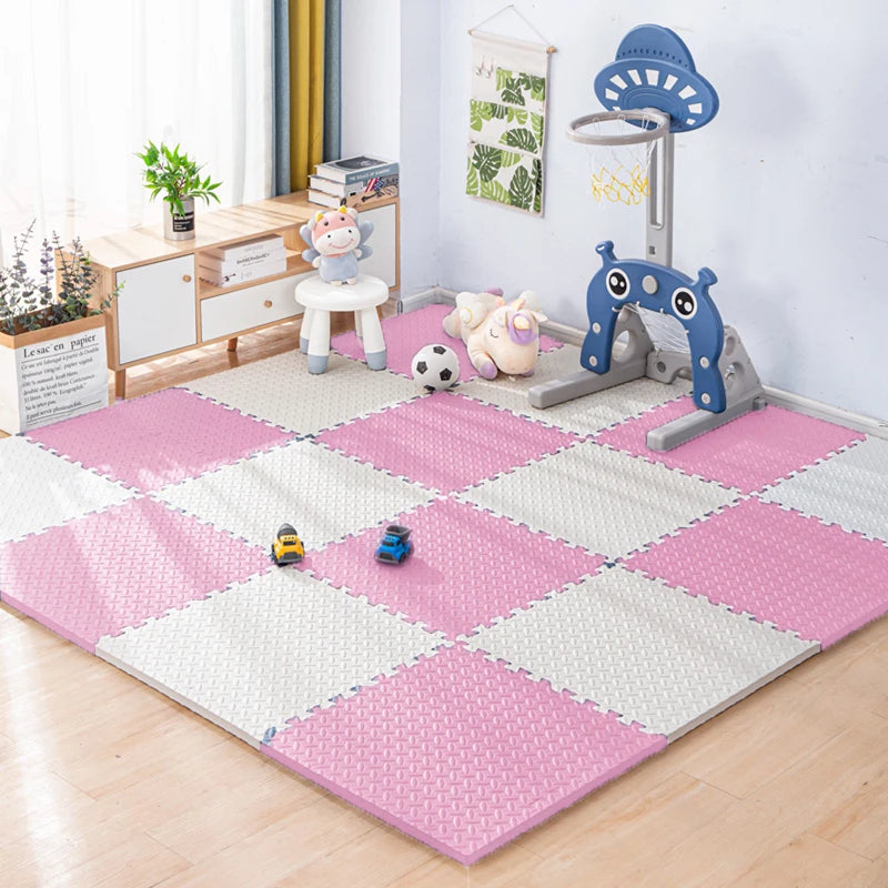 Tapis mousse dalles puzzle — Blanc & rose